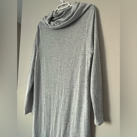 Women’s La Vie Rose Lounger Maxi Dress - Picture 2 of 8